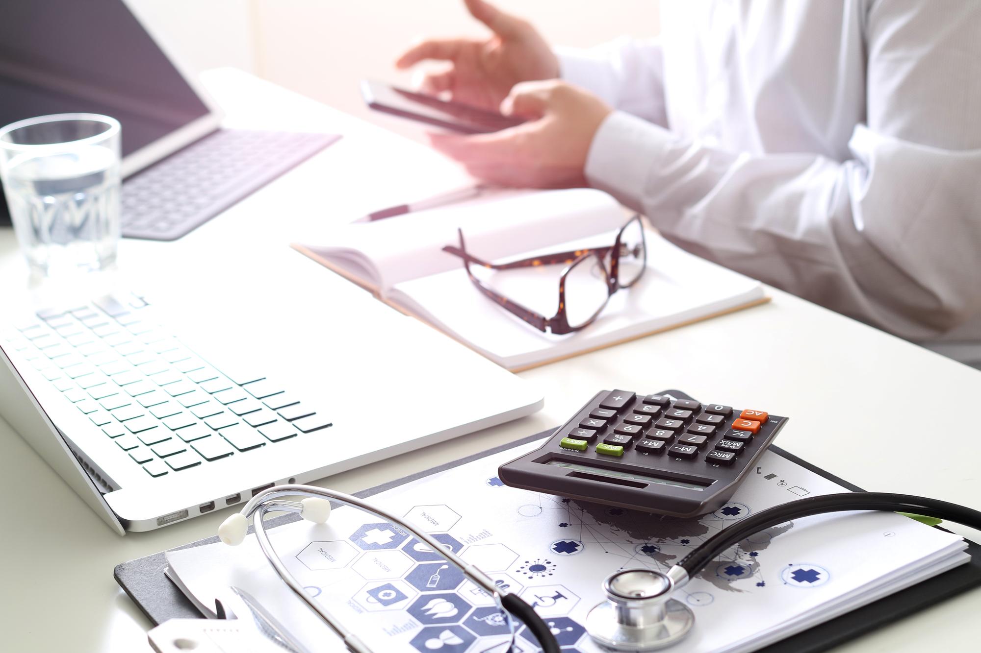 Medical Billing Company vs Freelancer: Which Is Better?